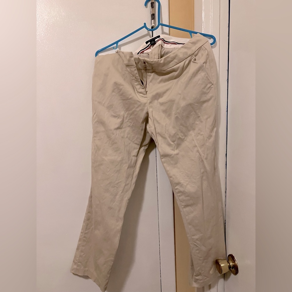 Size 8 Woman’s Kaki slacks